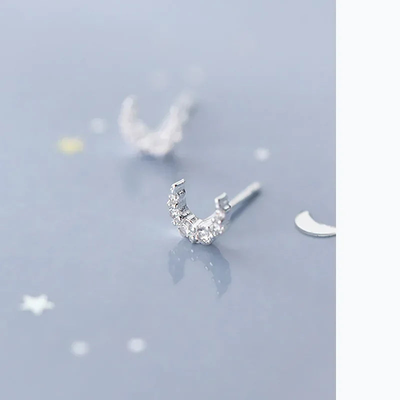 Aretes Mini Luna con Zirconias