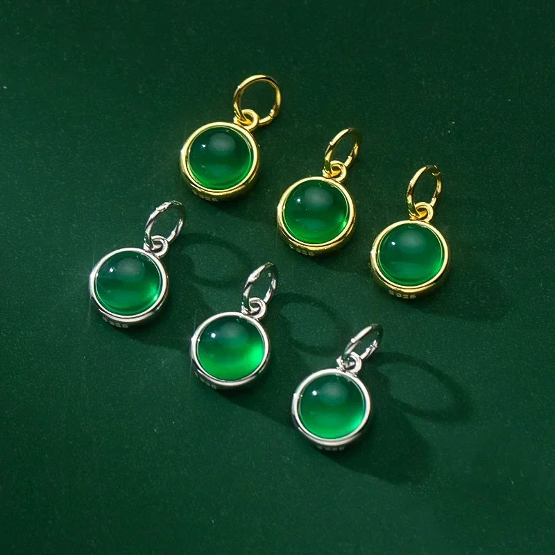 Dije Redondo de Calcedonia Verde