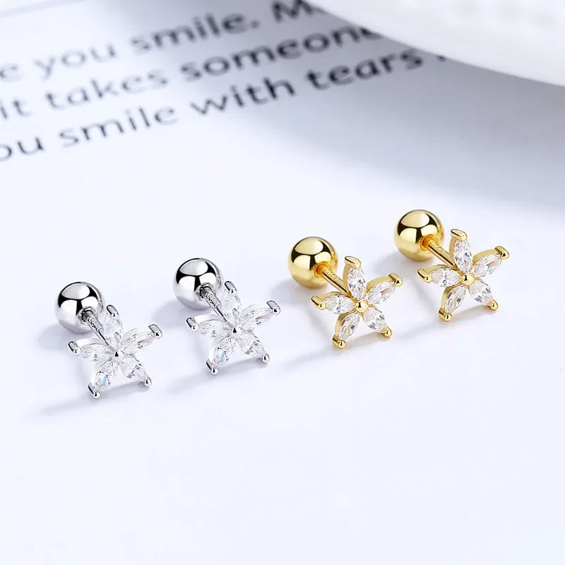 Aretes Flor Brillante con Zirconias