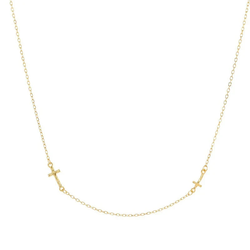Collar en Capas con Cruz