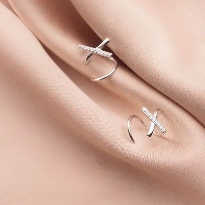 Arracadas Mini Dobles en X con Zirconias