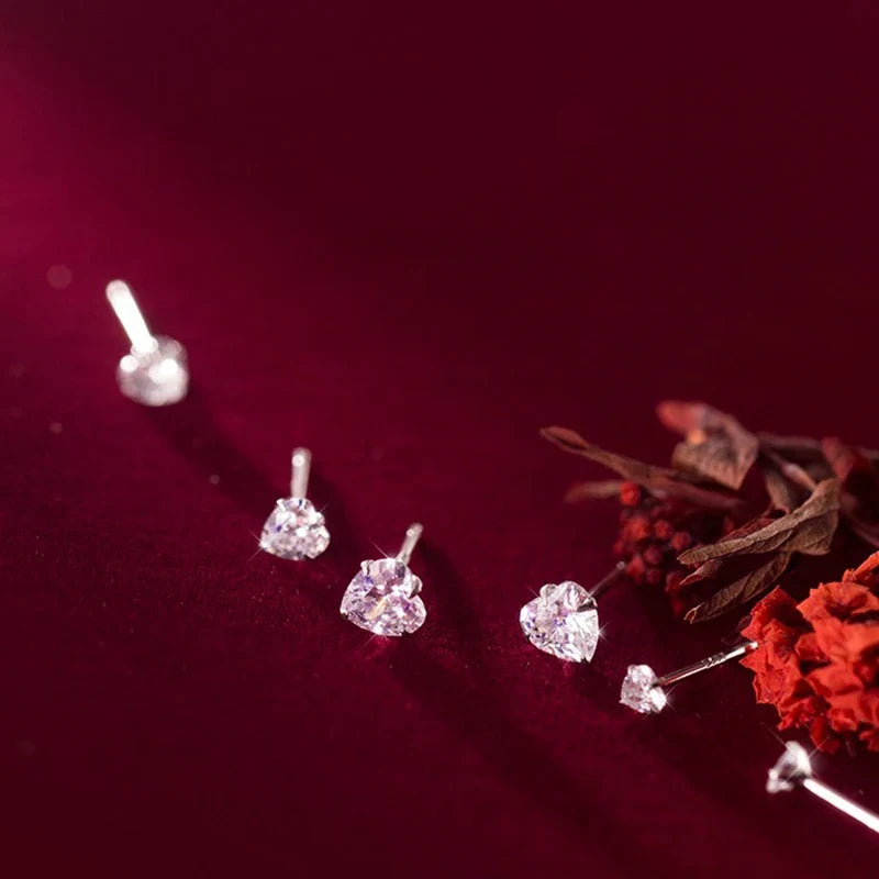 Aretes Solitario Corazón de Zirconia