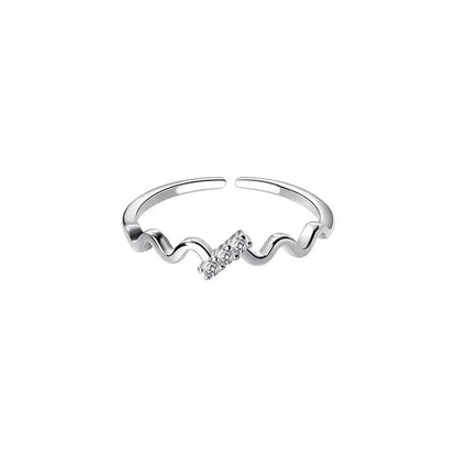 Anillo Curvo con Zirconias
