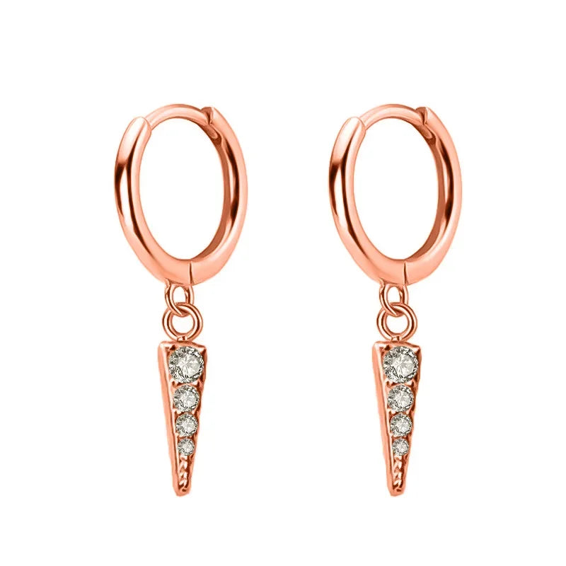 Aretes Triángulo Geométrico con Zirconias
