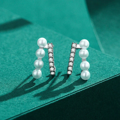 Aretes Perla Incrustada con Zirconias