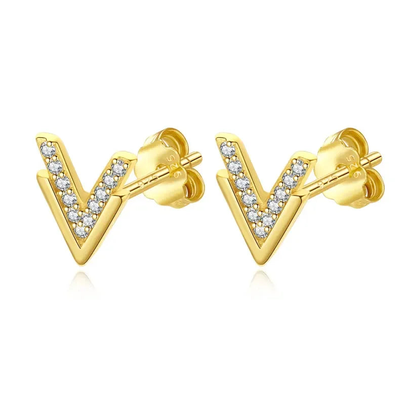 Aretes Triángulo o V con Zirconias