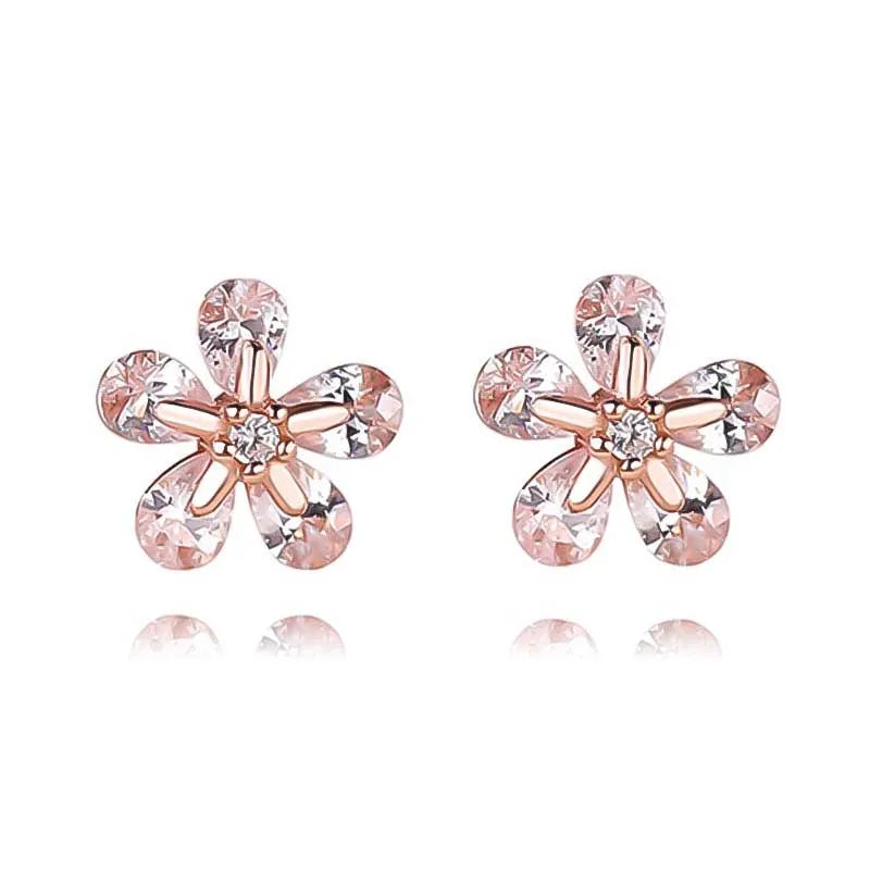 Aretes Flor Clásica con Zirconias