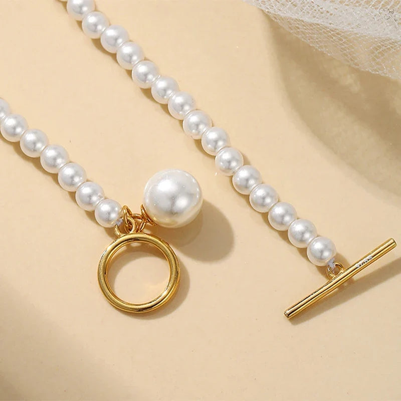 Collar de Perlas con Cierre de Barra