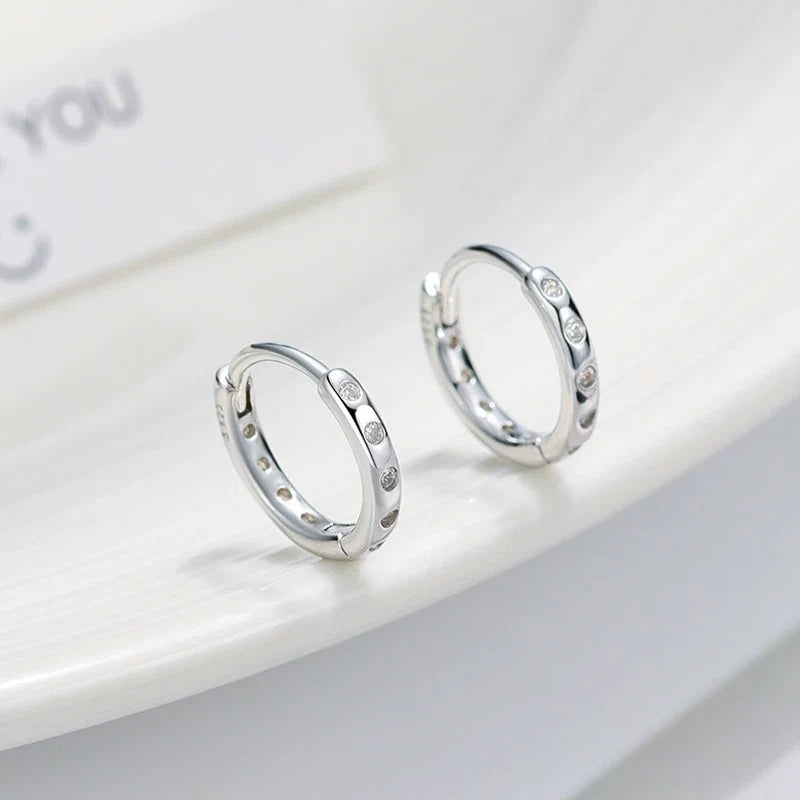 Arracadas Mini con Zirconias de 6 a 8 mm