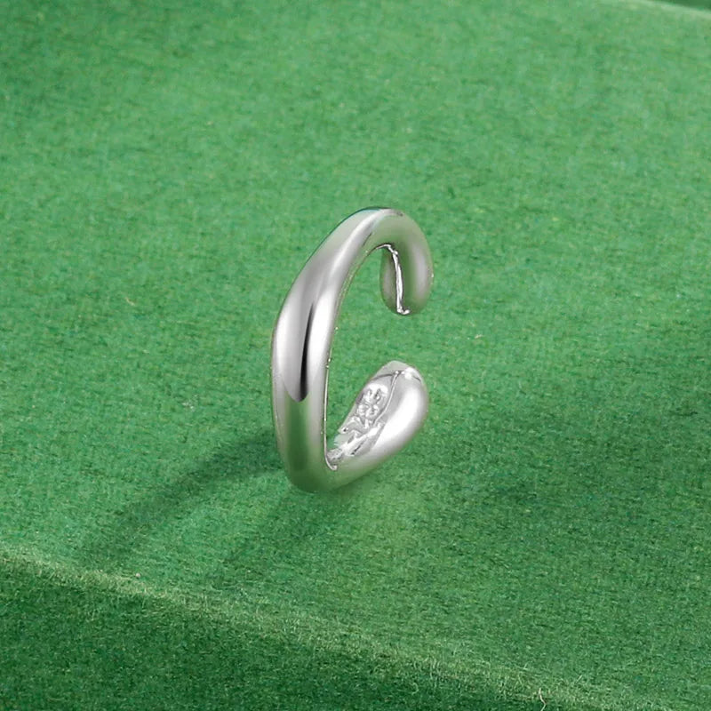 Aretes de Clip Cadena Calada