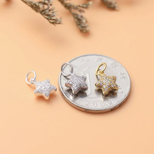 Dije Estrella Deslumbrante en Tres Tonos