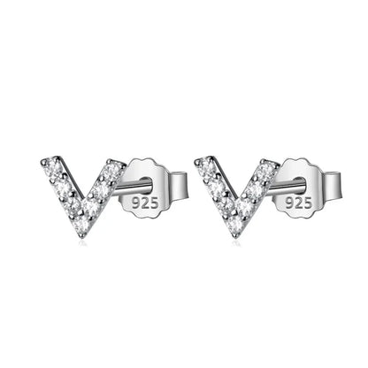 Aretes Letra V