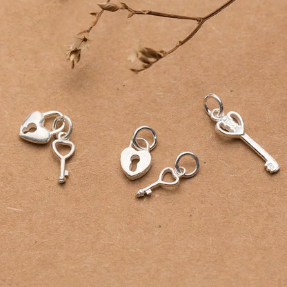 Dije Llave con Corazón en Cuatro Estilos