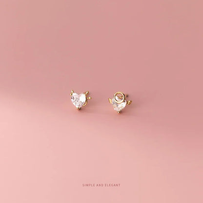 Aretes Corazón Asimétricos con Zirconias