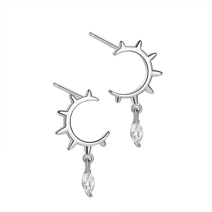 Aretes Medio Aro con Zirconias Marquesa