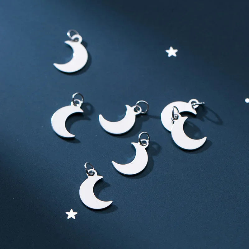 Dije Luna en Dos Tamaños
