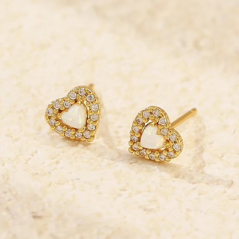 Aretes Corazón de Ópalo con Zirconias