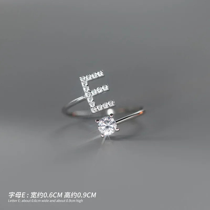 Anillo Inicial con Zirconias
