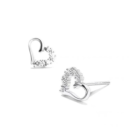 Aretes Corazón Calado con Zirconias