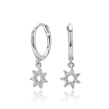 Aretes Estrella Calada con Zirconias