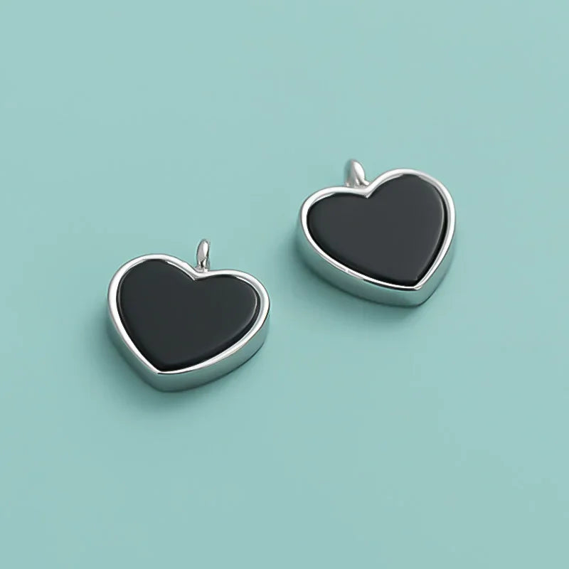 Dije Corazón Negro Esmaltado