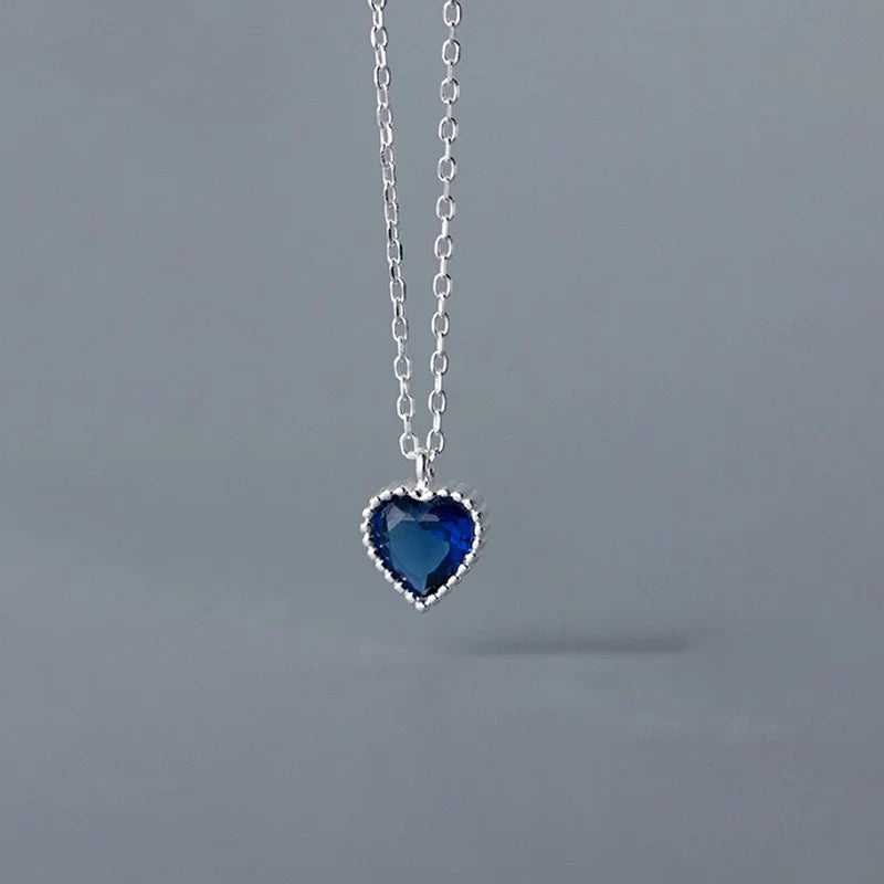 Collar Piedra en Forma de Corazón