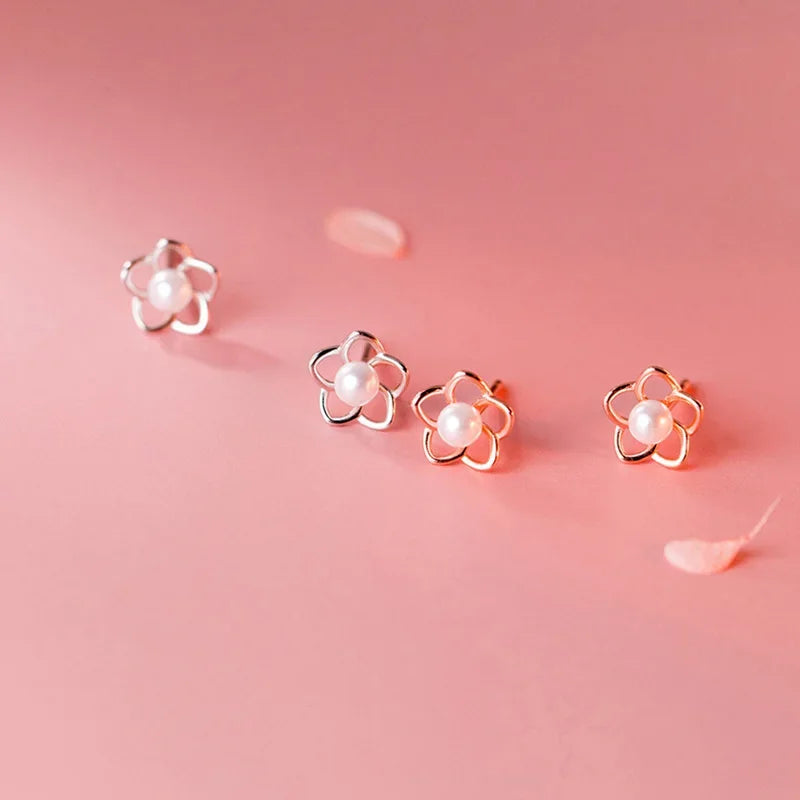 Aretes Flor Delicada con Perla