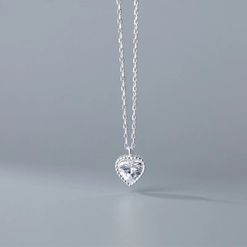 Collar Piedra en Forma de Corazón