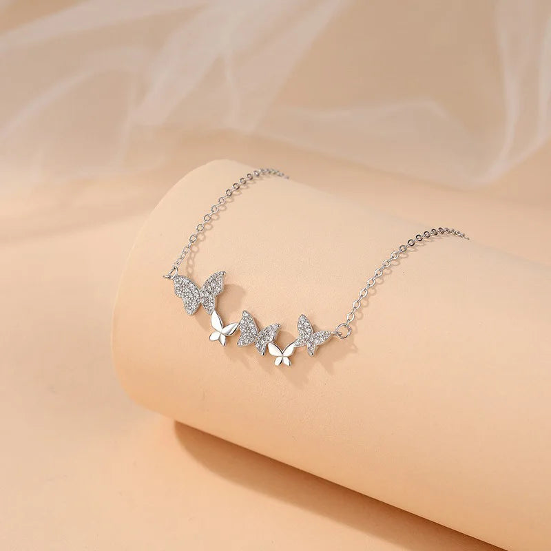 Collar Cinco Mariposas con Zirconias