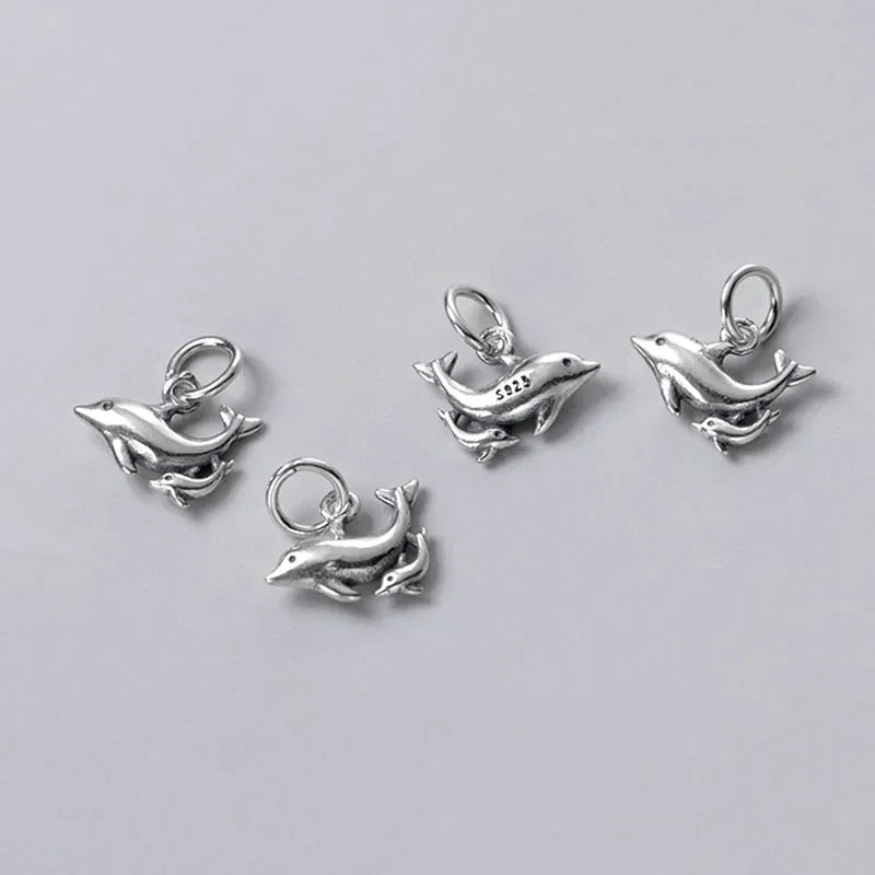 Dije Par de Delfines