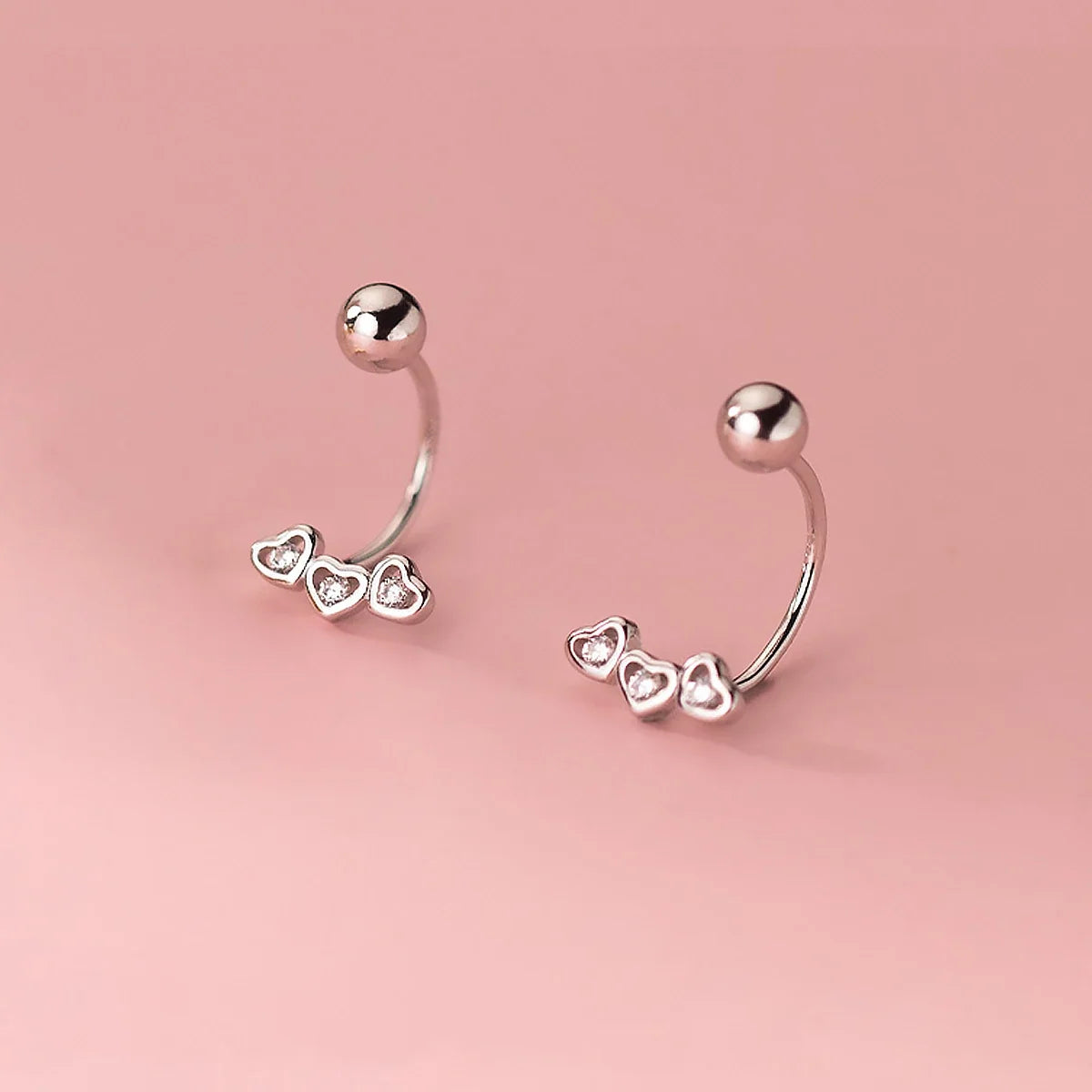 Aretes Corazón con Esferas