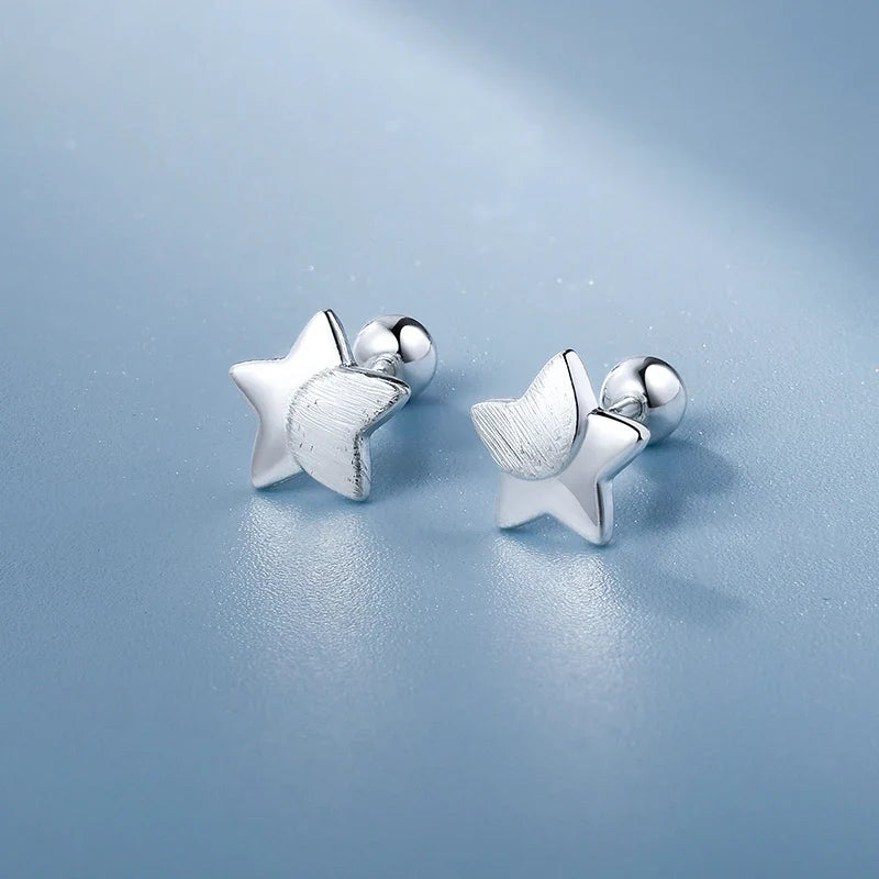Aretes Estrella Sencilla con Cierre de Rosca
