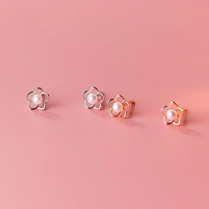 Aretes Flor Delicada con Perla