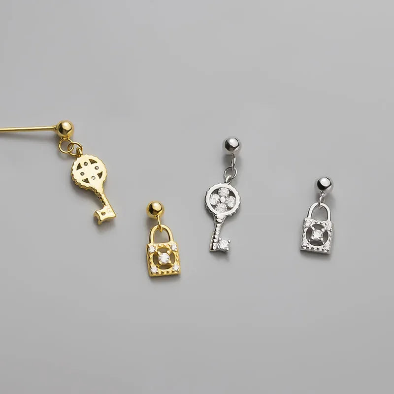 Aretes Asimétricos Llave y Candado