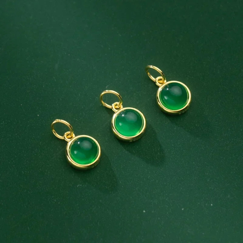 Dije Redondo de Calcedonia Verde