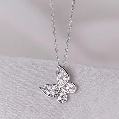 Collar Mariposa y Corazón