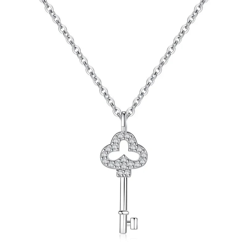 Collar Llave Minimalista