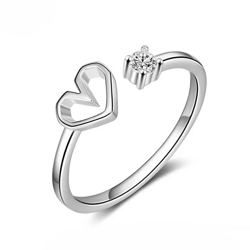 Anillo Abierto Corazón con Zirconia