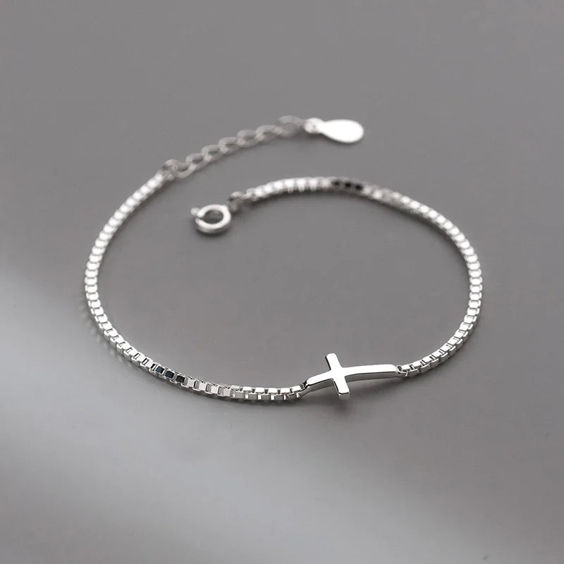 Pulsera Cruz Elegante