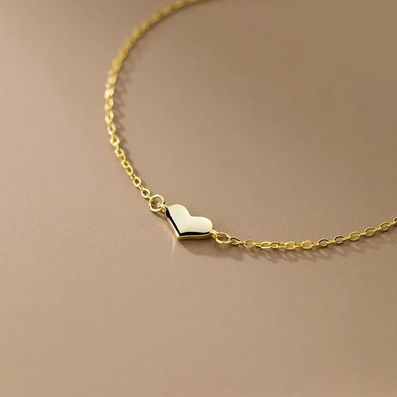 Pulsera Fina con Corazón