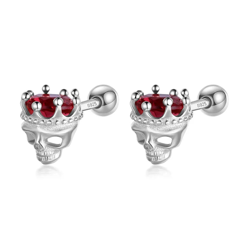 Aretes Calavera con Corona y Zirconia Roja
