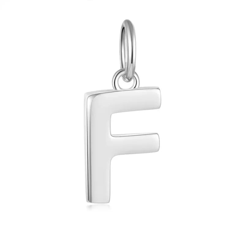 Dije Inicial con Opción de Cadena