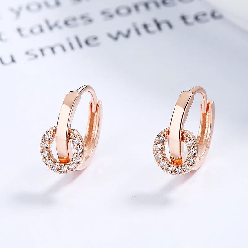Arracadas Redondas o Cuadradas con Zirconias