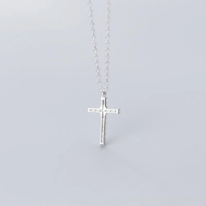 Collar Cruz con Zirconias