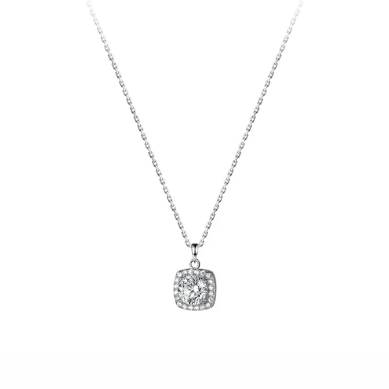 Collar Corto con Zirconia Cuadrada
