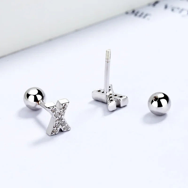 Aretes Inicial con Zirconias de Rosca