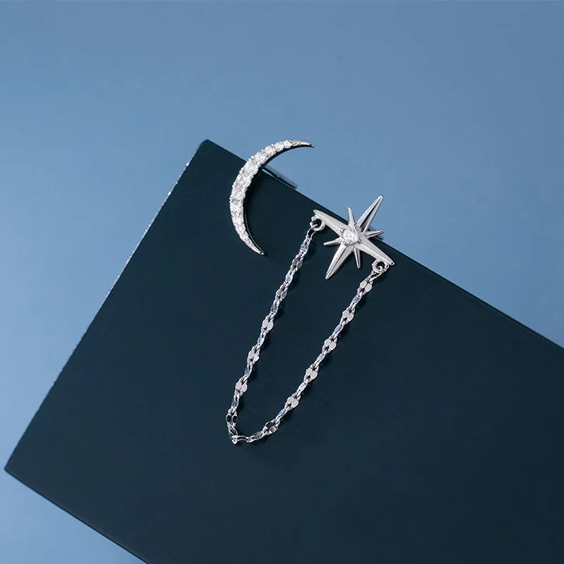 Aretes Asimétricos Luna y Estrella con Cadena