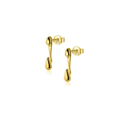 Aretes Asimétricos con Zirconias