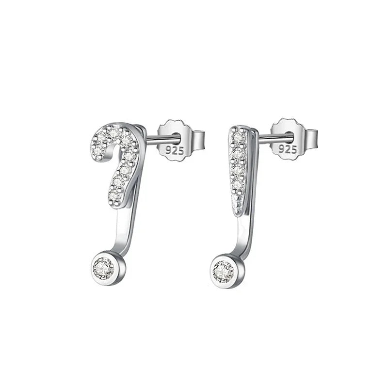 Aretes Asimétricos con Zirconias