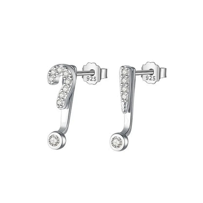 Aretes Asimétricos con Zirconias